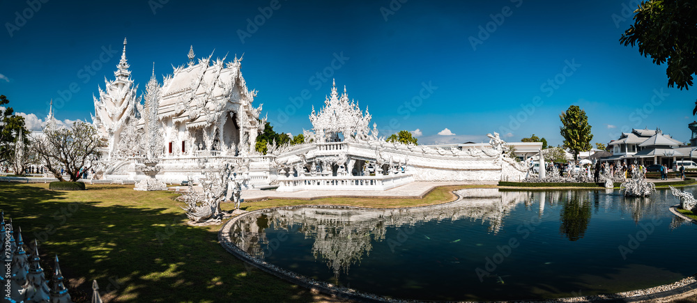 Naklejka premium White Temple or Wat Rong Khun in Chiang Rai, Thailand
