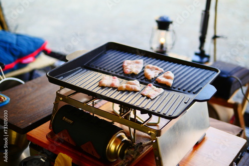 barbecue grill with smoke