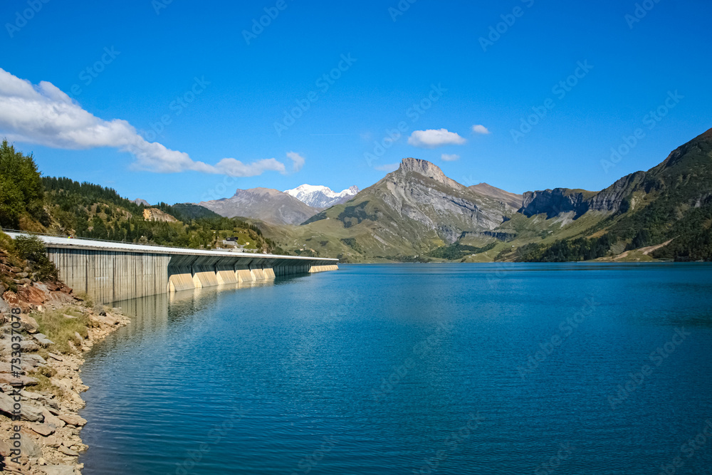 Lac et barrage de Roselend, été 2008, Savoie, France