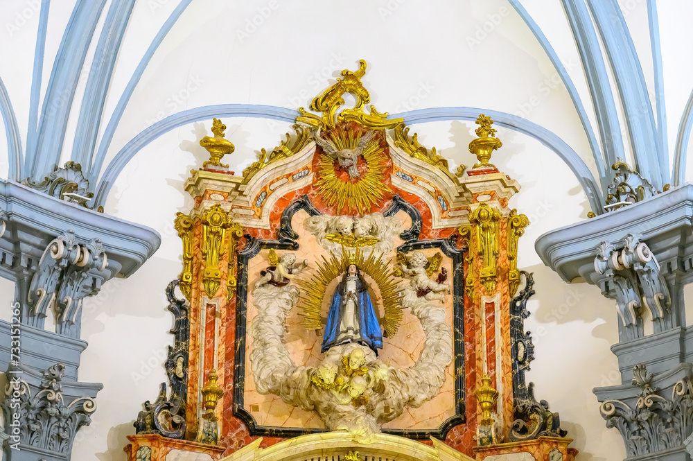 Fototapeta premium Statue or figure of Virgin Mary inside of the Saint John of God Church (Century XVIII) in Murcia, Spain