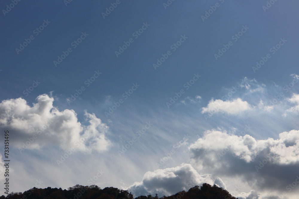 秋の空　雲