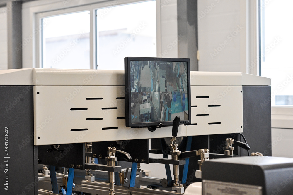 Naklejka premium cardboard packaging box cardboard production labor business paper hands strong
