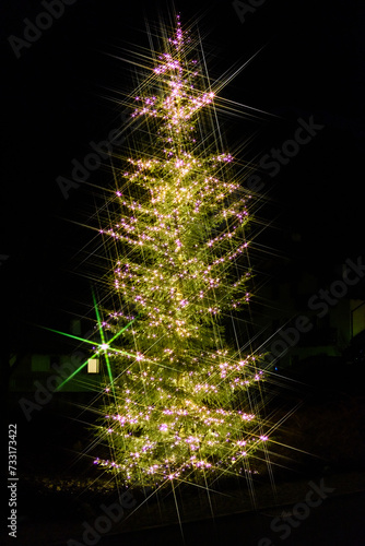 Luci di Natale, albero di Natale di notte