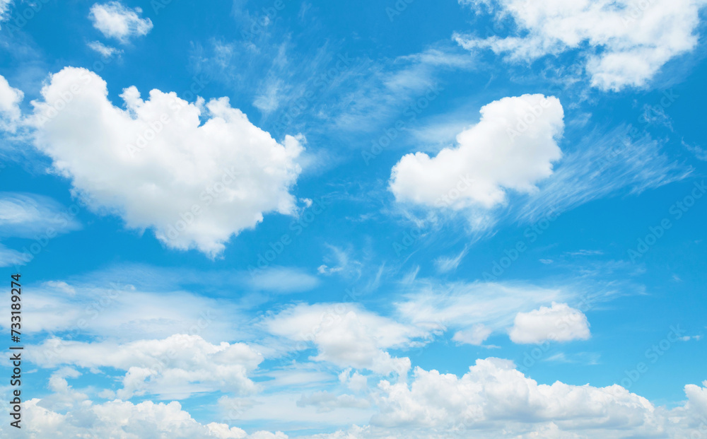 Obraz premium blue sky with white cloud background