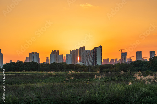 Nice city sunset in China © evening_tao