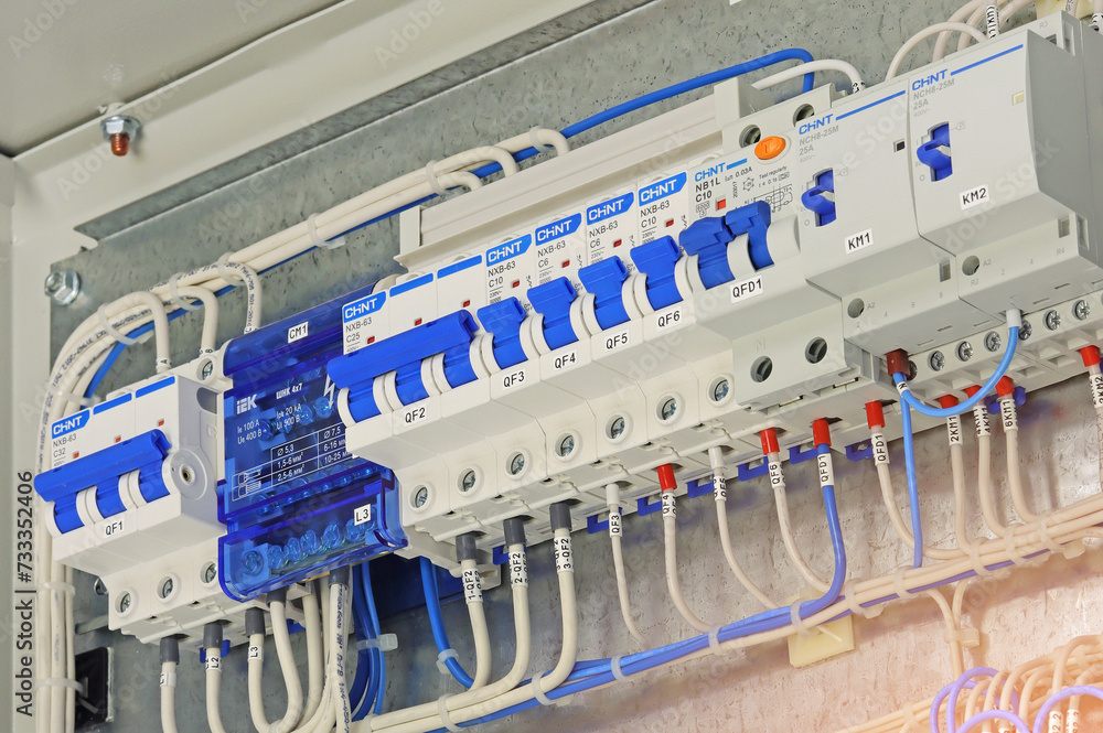 Electrical circuit breakers in load and overload protection are ...
