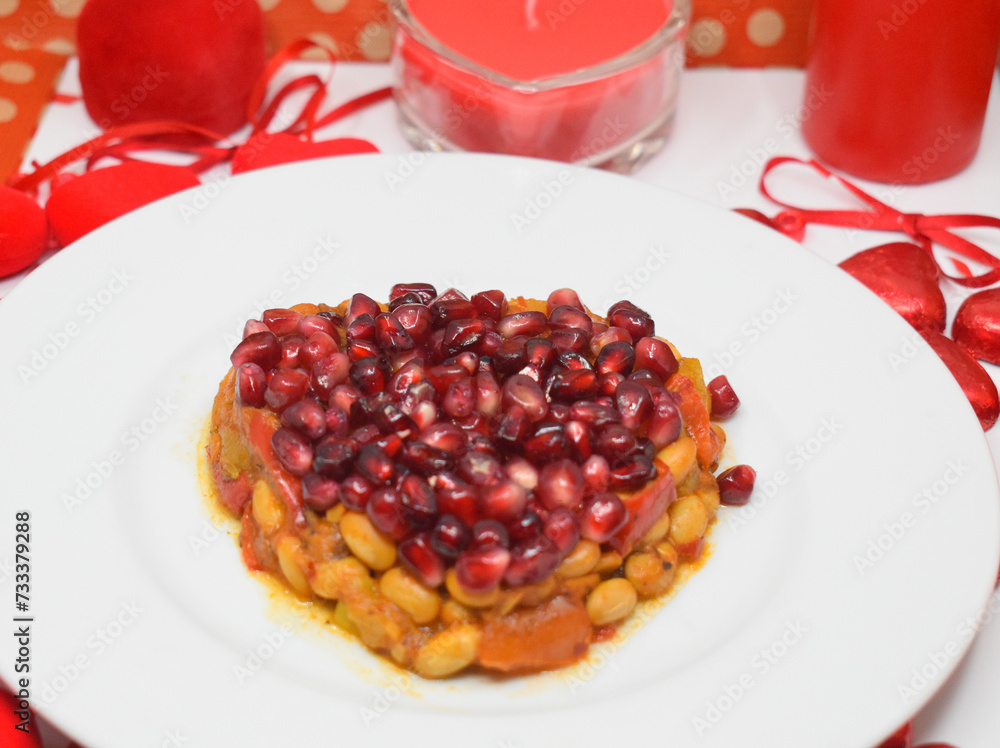 Valentine's Day is February 14th. Red hearts in all types.
Salad Pomegranate heart. Engagement. Valentine's Day is February 14th. Red hearts in all types.
Salad Pomegranate heart. Engagement.