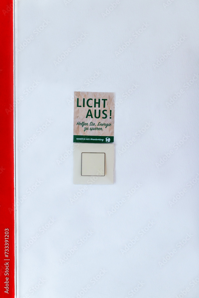Lichtschalter mit Aufkleber Lichtschalter mit Aufkleber