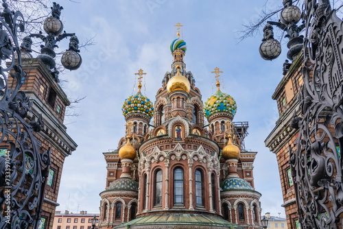 St. Petersburg, Russia, February 4, 2024. Church of the Savior on Spilled Blood in the opening of the gate of the Mikhailovsky Garden.