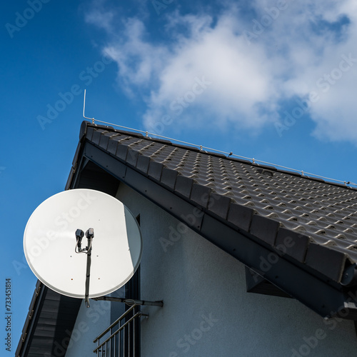 outdoor satellite dish - signal - single-family house