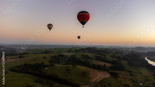 balloons in the city of Piracicaba with a beautiful sunrise © Wagner Vilas