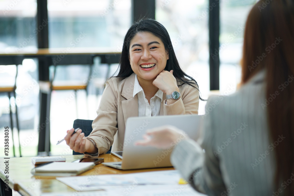 Obraz premium Businesswoman having a job interview with a candidate in the position of secretary to help with business and as a consultant.