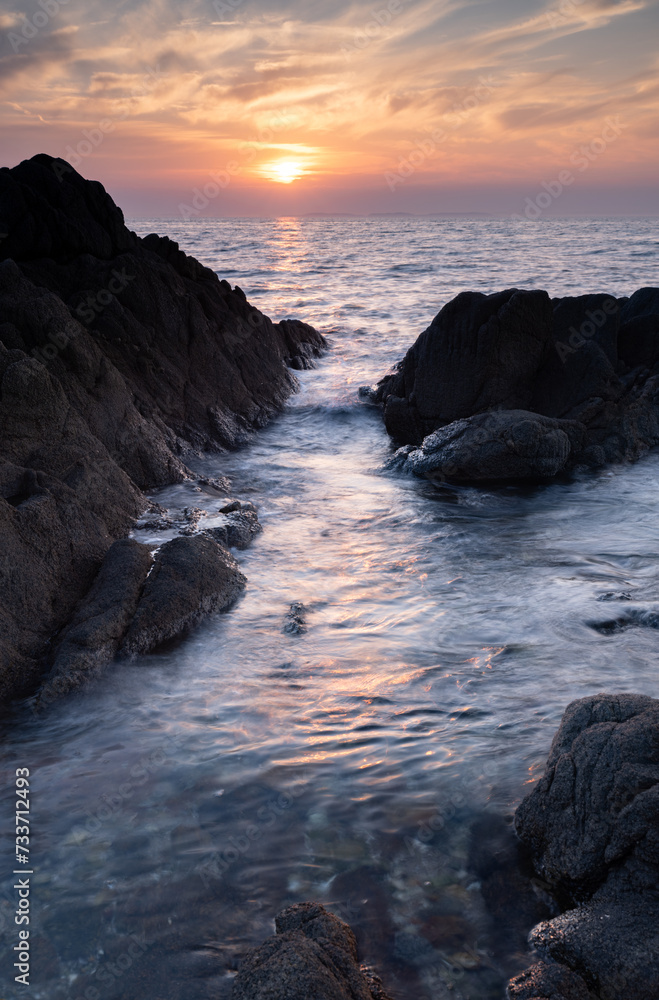 Fototapeta premium 夕暮れの海岸