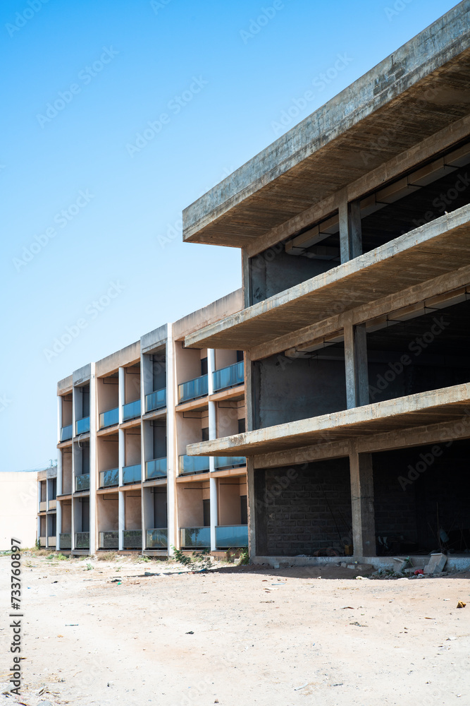 construction abandonnée sur la corniche de Dakar au Sénégal en Afrique construction abandonnée sur la corniche de Dakar au Sénégal en Afrique