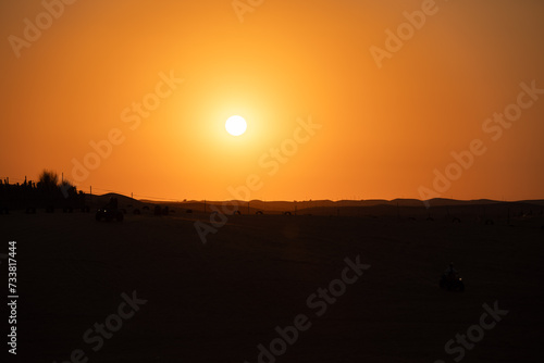 Wüste bei Sonnenuntergang 
