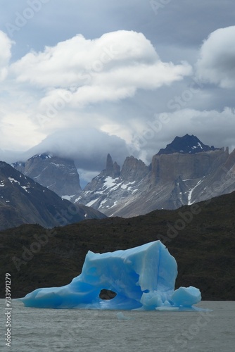 Patagonia:
panorami;
natura;
torres del paine;
montagne;
neve;
