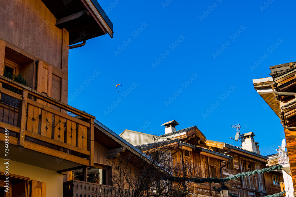 Obraz premium La station de Courchevel dans les Alpes