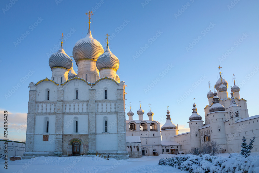 Fototapeta premium Early winter morning on the territory of the Kremlin. Rostov Veliky, Yaroslavl region, Russia