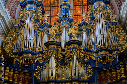Schöne, alte Orgel in Święta Lipka, Polen photo
