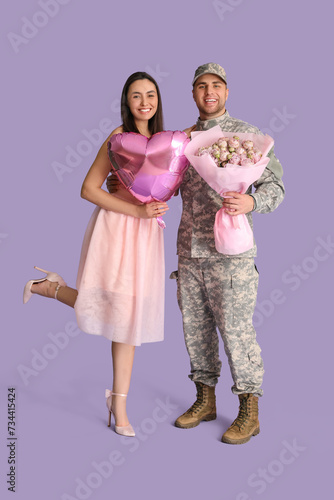 Happy military couple celeb...