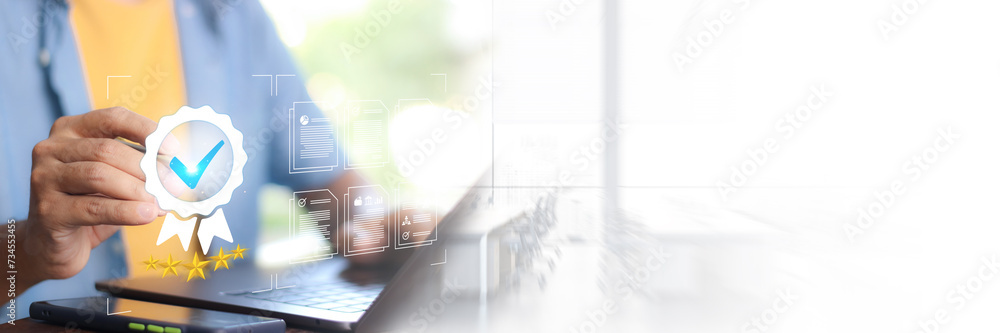 Φωτογραφία Business work and Assessment for the certificate concept, online survey exam and choose the right answer in the exam international standard certification of product