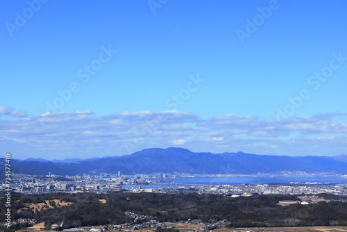 比叡山と琵琶湖と大津市街