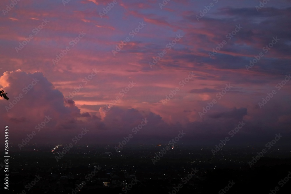 Fototapeta premium The sky was approaching dusk