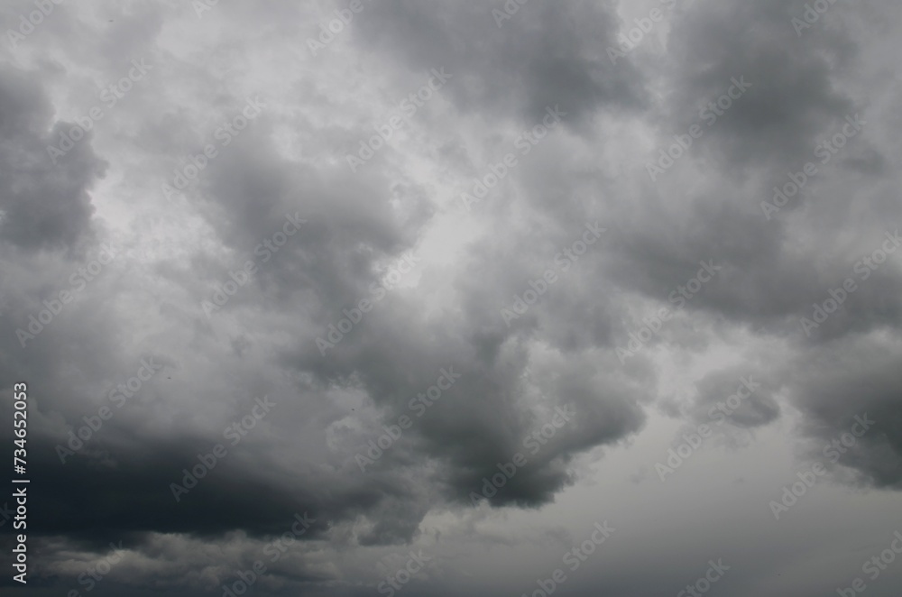 Obraz premium Zachmurzone niebo