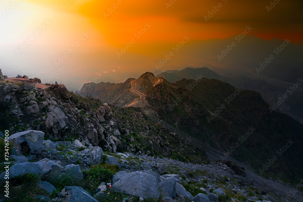 Obraz premium A Beautiful Landscape view of a Mountain road from Al Hada, Taif , Saudi Arabia 