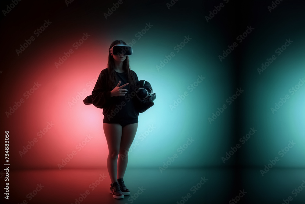  Echi Luminescenti- Esplorazioni della Realtà Virtuale Tra Luci e Ombre