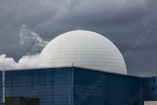 Sizewell B nuclear reactor dome on the site of the upcoming Sizewell C nuclear power station. Suffolk, UK