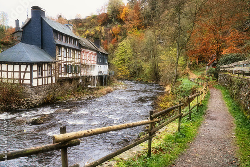 The Rur flows through the small Eifel town of Monschau (North Eifel). The city is a tourist attraction and a tip for every season.