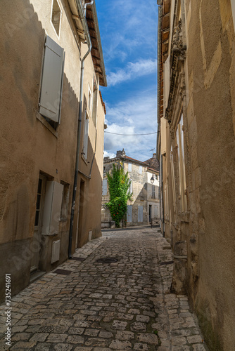 Ruelle ancienne du centre ville de Cognac, Charente-Maritime