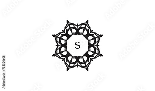 Luxury Classical Star Alphabetical Logo