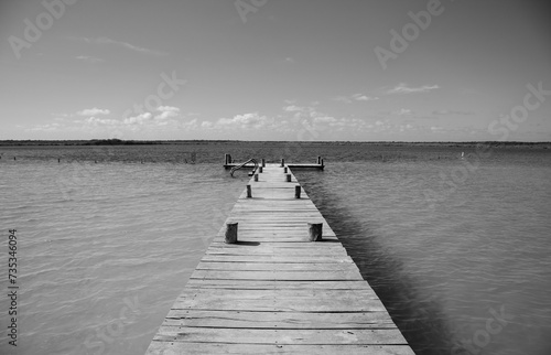 paisaje de laguna kaan luum en blanco y negro, laguna con centro dentro ubicada cerca de Tulum photo