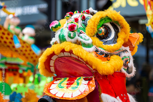 Obraz na płótnie Dragon dance during Chinese lunar year celebrations in London, England w salonie