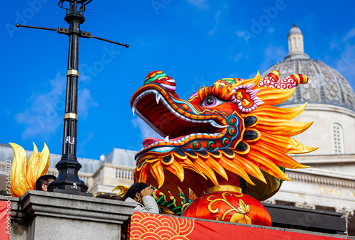 Obraz na płótnie Dragon dance during Chinese lunar year celebrations in London, England w salonie
