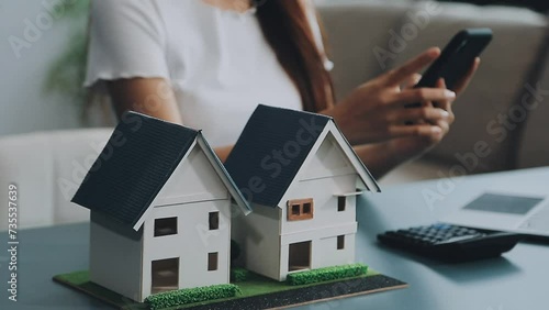 Wallpaper Mural Real estate broker agent presenting and consult to customer to decision making sign insurance form agreement, buy and sell home model, concerning mortgage loan offer for and house insurance Torontodigital.ca