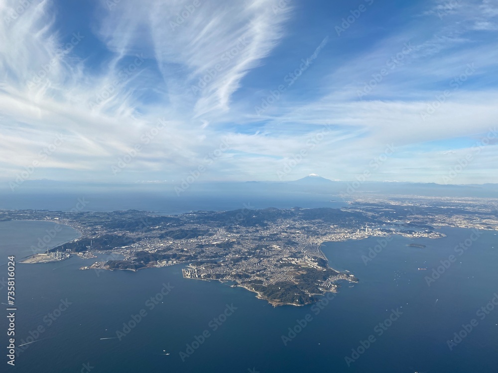 飛行機から見た東京湾と富士山