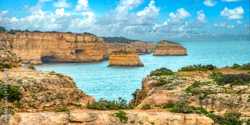 Praia da Marinha, one of Portugal's most stunning beaches.Caramujeira, Lagoa, Algarve, Portugal.
