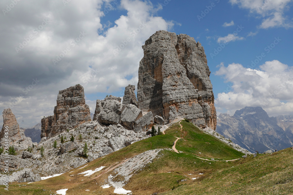 Cinque Torre (deutsch: fünf Türme) Felsformation, Ampezzaner Dolomiten, Italien, Europa 