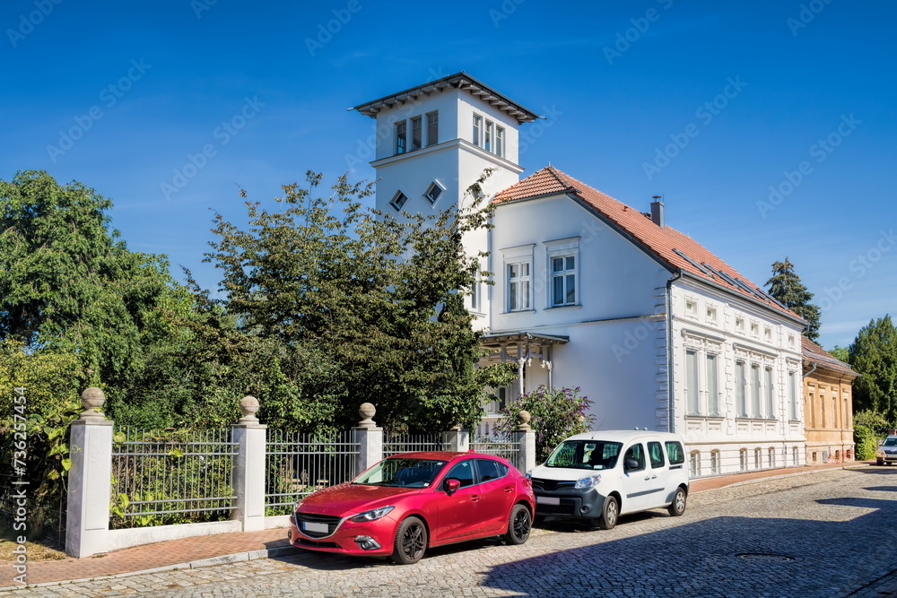 pritzerbe, deutschland - haus mit wohnturm