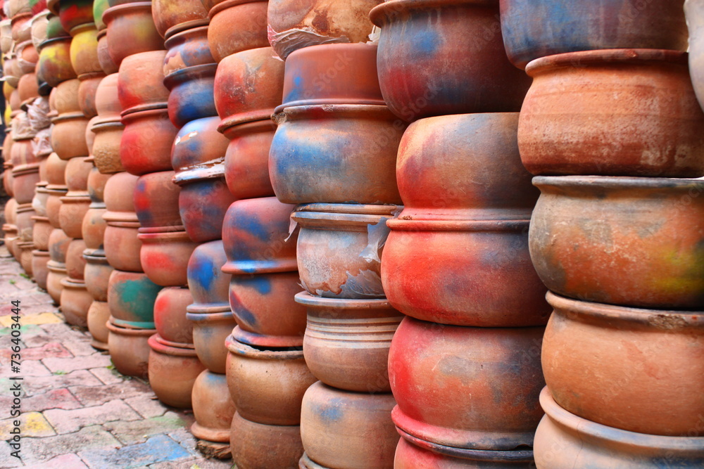 A crock is a pottery container sometimes used for food and water, synonymous with the word pot, and sometimes used for chemicals. Avanos, Nevsehir A crock is a pottery container sometimes used for food and water, synonymous with the word pot, and sometimes used for chemicals. Avanos, Nevsehir