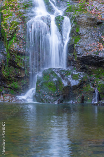 yalova double waterfall yellow leaves water flow in autumn