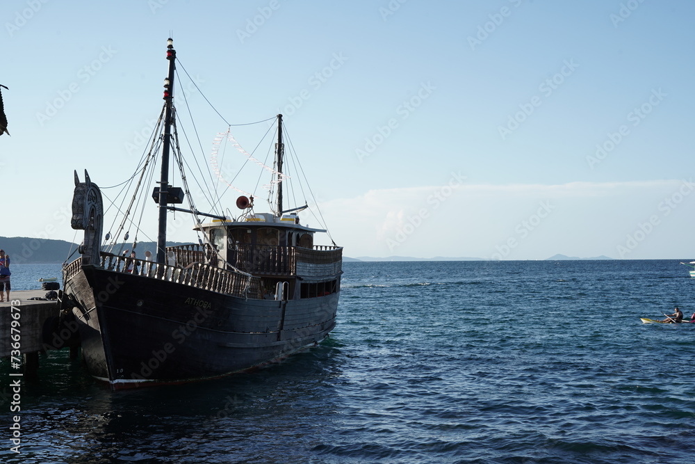 Barco nas Praias de Bombinhas SC