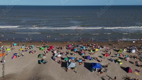 Villa Gesell, costa sobre el  Mar Atlántico, Argentina.