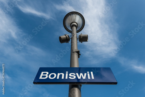 Beschriftung der Bahnhaltestelle Boniswil photo