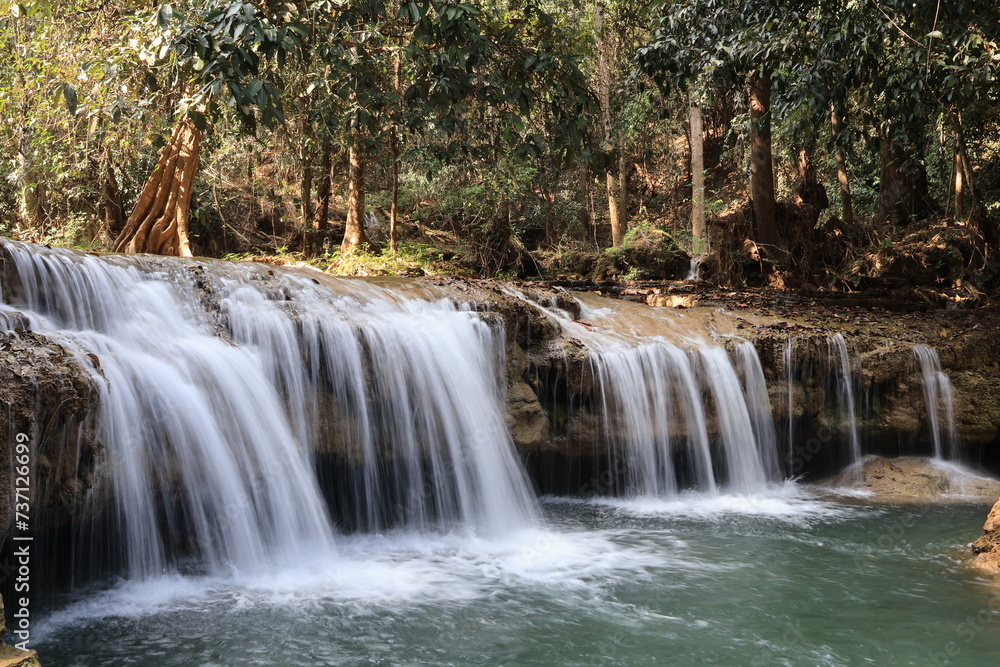 Obraz premium Than Sawan Waterfall, Doi Phu Nang, Phayao