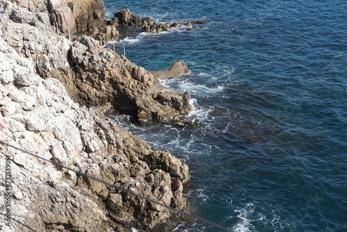 Obraz na płótnie Cap d'antibes mer rochers sentier du littoral w salonie