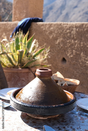Obraz na płótnie Tajine montagne Maroc w salonie